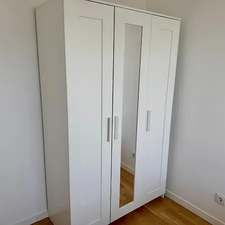 Stylish With Balcony Near Vienna Appartement Wiener Neudorf