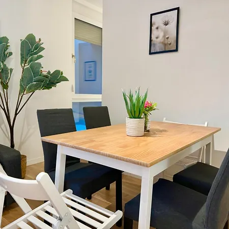 Apartment Stylish With Balcony Near Vienna *
